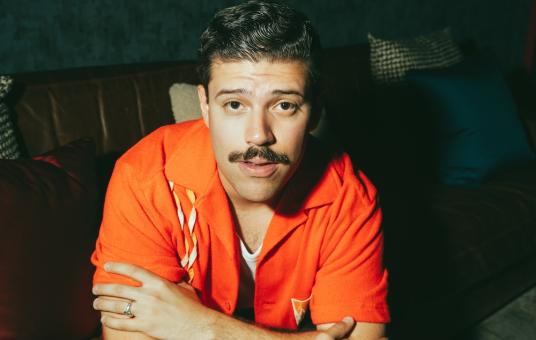 Angelo Colina: Un Verano en NY (En Español)