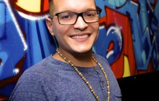 Alex Carabano Headlines ft Mike Vecchione & Vladimir Caamano